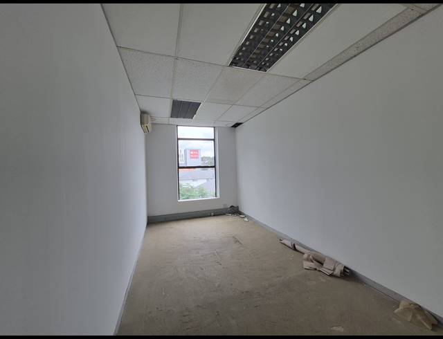 772M² OFFICE TO LET IN CRAIGHALL